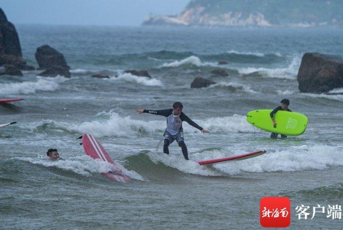 天津女排3-1胜巴西海滩女排,荣获世俱杯铜牌,球员表现点评